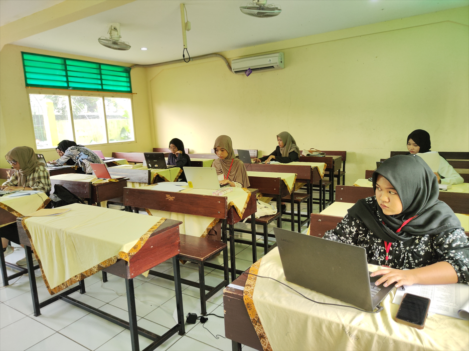 Kegiatan Akuntansi dan Keuangan Lembaga